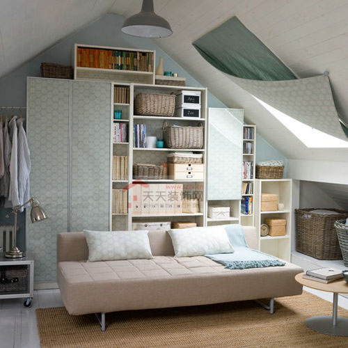156393_96_00000e9f5_57a2_orh550w550_Attic-living-room-modern-Ideal-Home.jpg